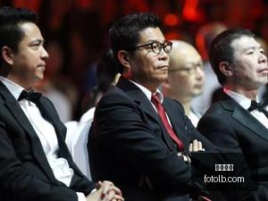 电竞战队新,阵容揭晓,目标冠军悬,九游娱乐,手机游戏,棋牌游戏,九游下载,九游攻略,在线娱乐平台,九游社区,九游积分,九游活动